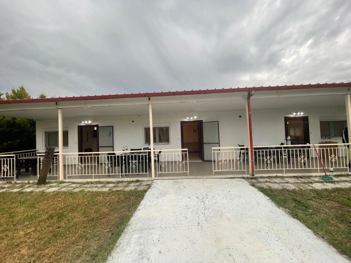 Ευχάριστο Εξοχικό Σπίτι Με Barbeque Apartment สกาลา ฟูร์กาส ภายนอก รูปภาพ
